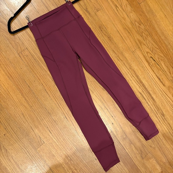 Lululemon In Movement 7/8 Tight Leggings Everlux 25" Black Cherry Maroon Yoga - Picture 7 of 12